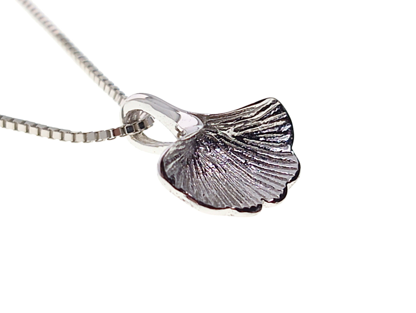 Sterling Silver Ginkgo Leaf Pendant Necklace | 40-45cm | Gift Boxed